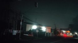 Jalan Raya Pemda Pasir Jambu Gelap Gulita, Rawan Tawuran dan Kecelakaan — Pemkab Bogor Dinilai Abai Terhadap Keselamatan Warga